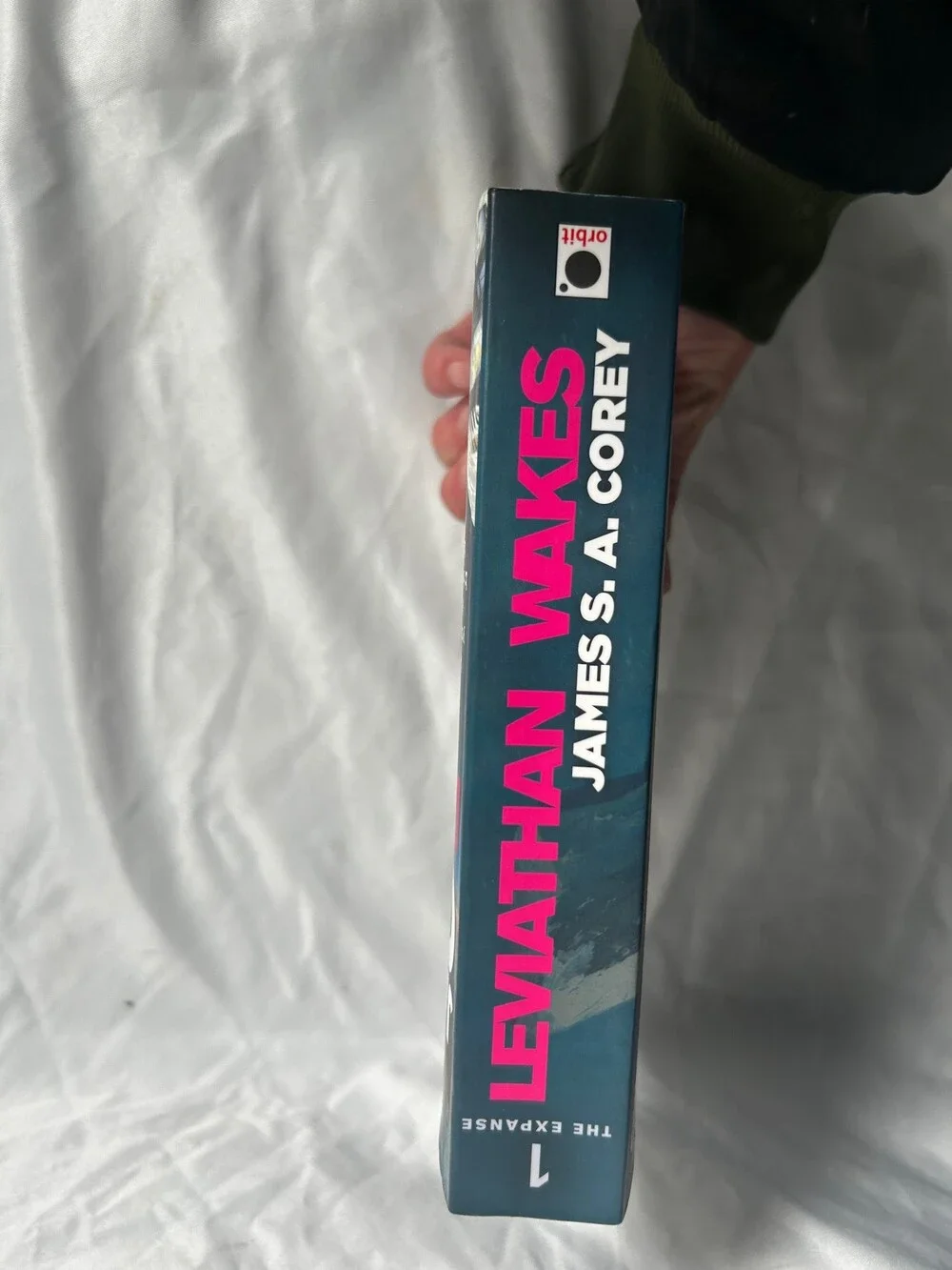 Leviathan Wakes by James S. A. Corey Book 1